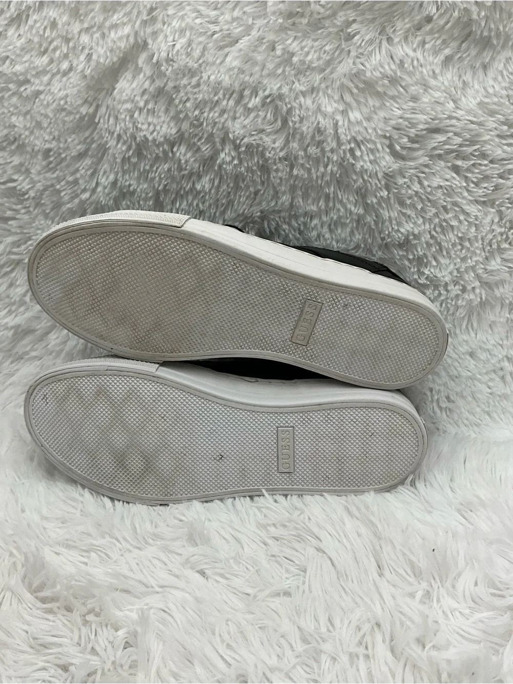 Guess Quilted Sneakers Size 10M Black Lace-up Gold-tone Accents